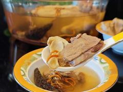 -上海大船酒店-沙滩餐厅