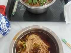 -鹍记特色牛杂面