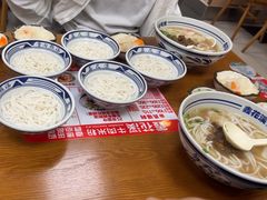 -鑫花溪牛肉米粉(凤凰街创始总店)