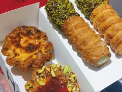 -HOT CRUSH趁热集合·现烤面包(环球港店)