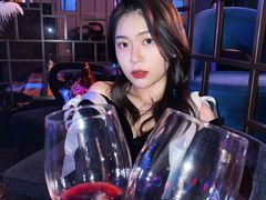 -大连君悦酒店 · VIVA(星海广场店)