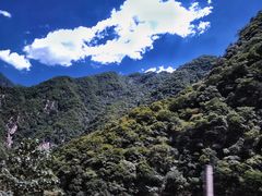 -秦岭峡谷漂流景区
