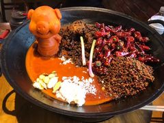 -白乐天毛肚火锅馆(解放碑店)