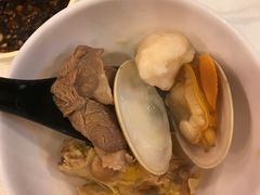 -鲜入围煮花胶鸡海鲜火锅