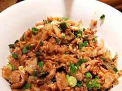 白辣椒炒肥肠-炊烟小炒黄牛肉(中心印象城店)