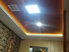 -华莱士·全鸡汉堡(艳粉店)