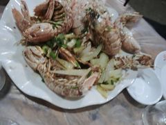 -覃记海鲜美食餐厅