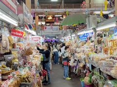 -瓦洛洛传统市场