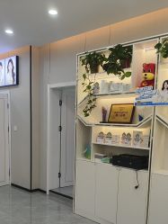 -苗医生0感祛痘连锁