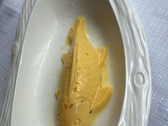 -深圳富苑皇冠假日套房酒店