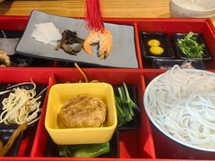 -勺子米线·云南传统小吃市集(四方街店)