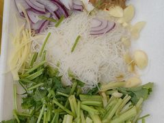 -官塘陈记鱼生·潮汕砂锅粥·牛肉火锅(潮枫路总店)