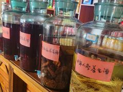 -果松木炭酸菜铜火锅·外婆参鸡汤