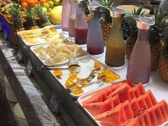西瓜哈密瓜橙子柚子-威海蓝海御华大饭店·蓝钻美食自助百汇