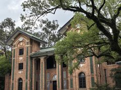 -中山大学广州校区南校园怀士堂