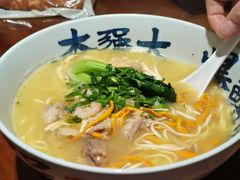 -李犟大爆鳝面·手工蟹黄包(湖滨西湖店)