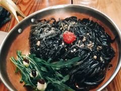 -I HOLIC艾豪丽披萨(KKone店)