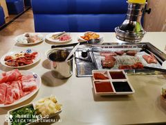 -爱客得牛排海鲜烤肉·火锅自助(春熙路黑金好店)
