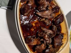 -八府香鸭·啫啫煲(华山路店)