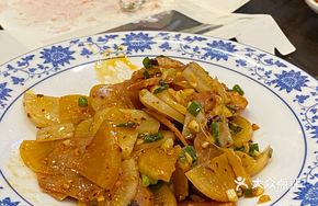 Sour Radish with Sausage