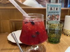 玫瑰花露-秘密旅行Bonjour(黑金冠 江南西店)