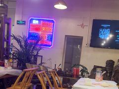 -霄汉牛三鲜湖北砂锅菜(万松园2店)
