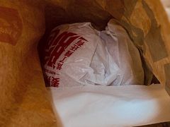 麦辣鸡腿堡-麦当劳(金狮广场店)