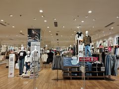 -优衣库(咸宁金诚广场店)