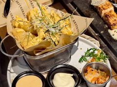 -Mark&Mars Restaurant