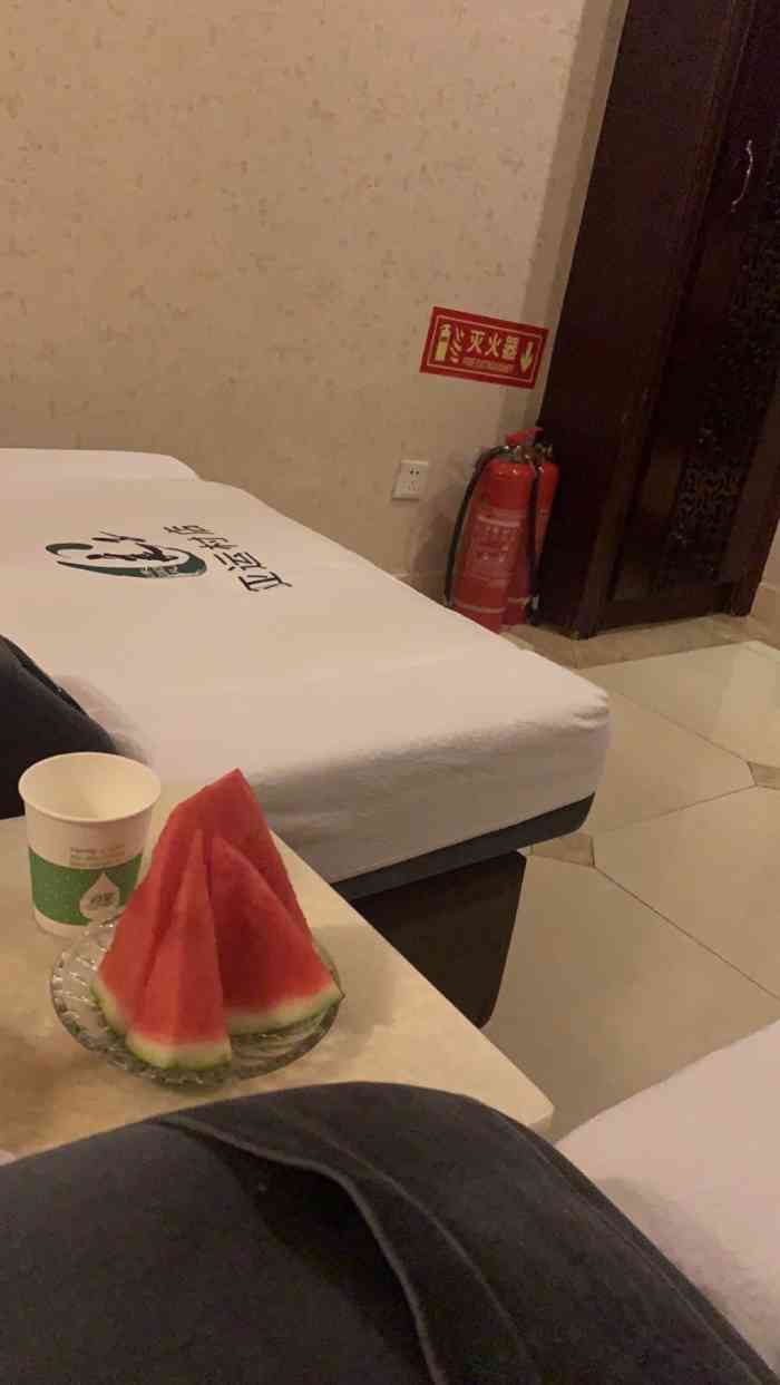 良子健身(亚运村店)-"在某平台上团购的足疗,好像才49,简直太.