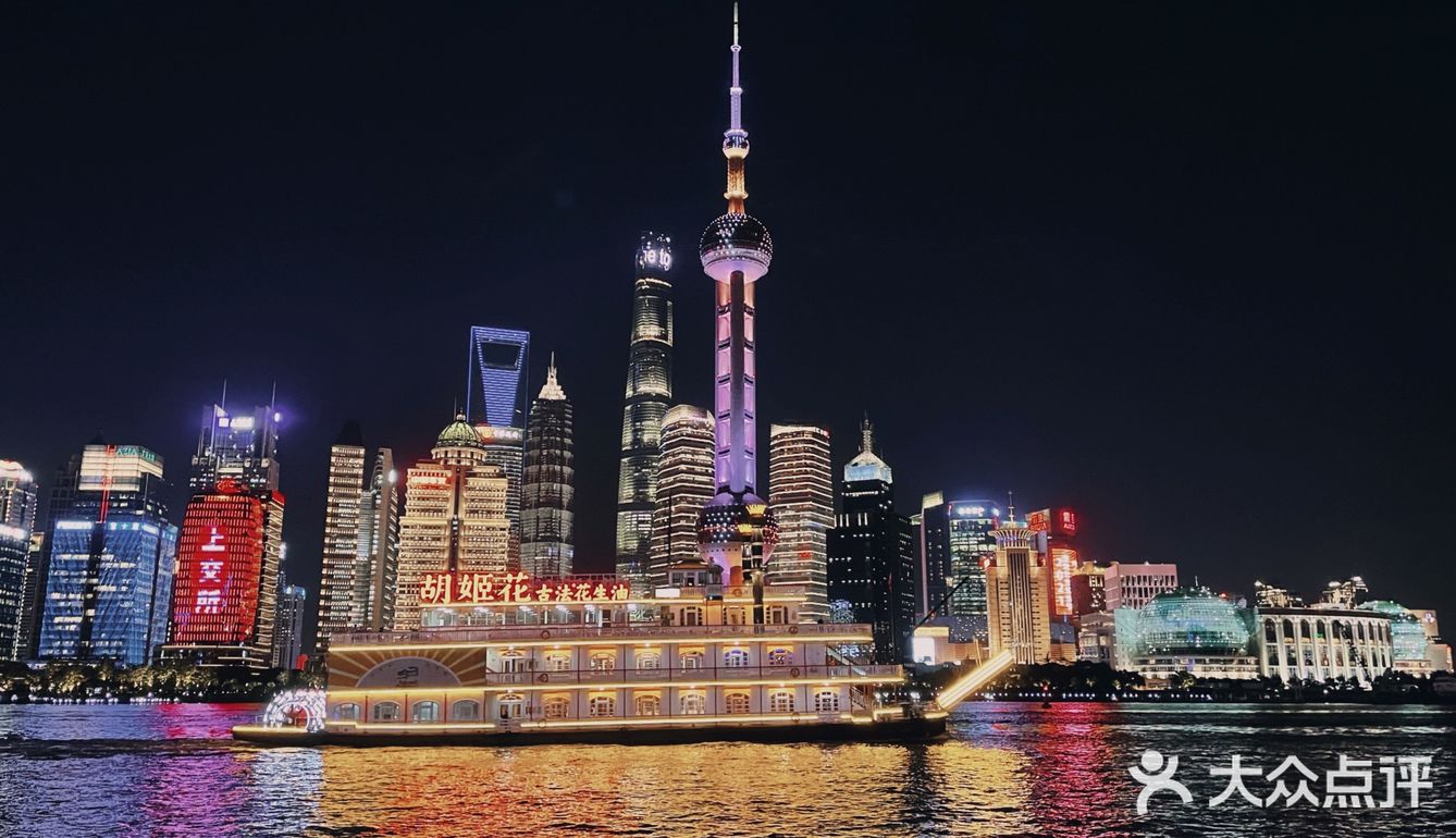 太惬意了！北外滩看过去的陆家嘴另有一番景色