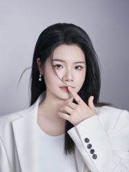 -绝对人气写真艺术中心