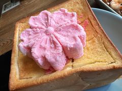 -蜜桃餐厅·伴山(湖滨商业街店)