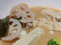 -万记麻辣烫国展总店