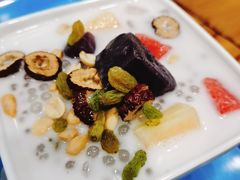 海南清补凉-冰神糖水铺(国贸中心店)