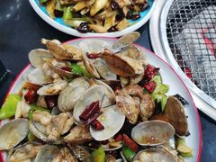 辣炒蚬子-瑞杰烧烤店·24小时营业(山东路店)