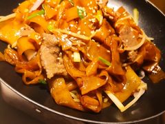 干炒牛河-避风塘·老港味餐厅(虹口龙之梦店)