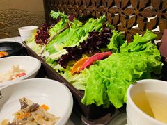 蔬菜拼盘-本家韩国烤肉(青岛万象城店)