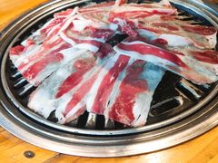 -唯成•韩国炭火烤肉 유성고기