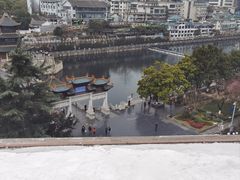 -包整·丝娃娃(一览甲秀楼风景店)