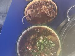 -马路边边·成都串串(翠柏路店)