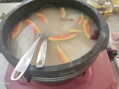 -墨脱石锅椰子鸡•海鲜糟粕醋(榆亚路店)