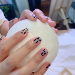 -HUII NAIL绘京美甲美睫会馆