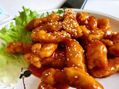 糖醋里脊-小六汤包砂煲菜(文景路店)