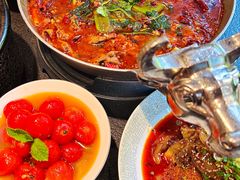 -万重锦·人文川菜馆(骡马市店)