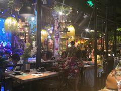 大堂-临界音乐酒馆·小龙虾·江湖菜(华熙LIVE·鱼洞店)