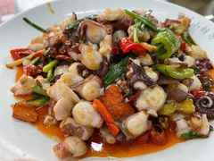 -四川小胡子海鲜(丁村万人海鲜广场店)