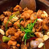 强烈建议把滑蛋牛肉作为招牌菜[加油]人均五十还有奶茶煲