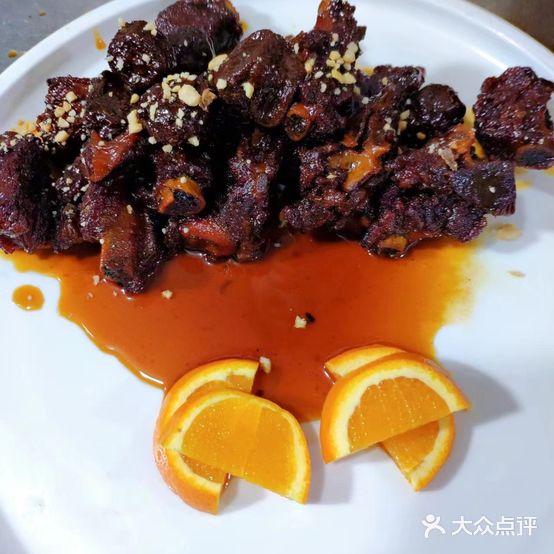 章记川菜鲜鱼馆