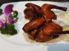 爆汁脆皮乳鸽-虾饺妹·酒家(金碧店)